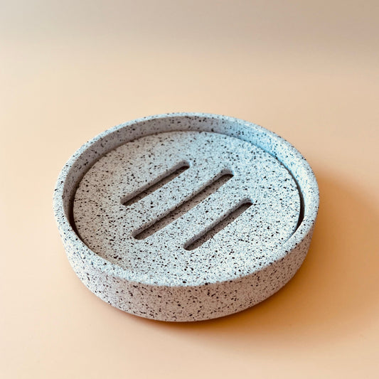 Håndlavet sæbeskål i granit. 2-delt håndstøbt sæbeskål i miljøvenlig komposit