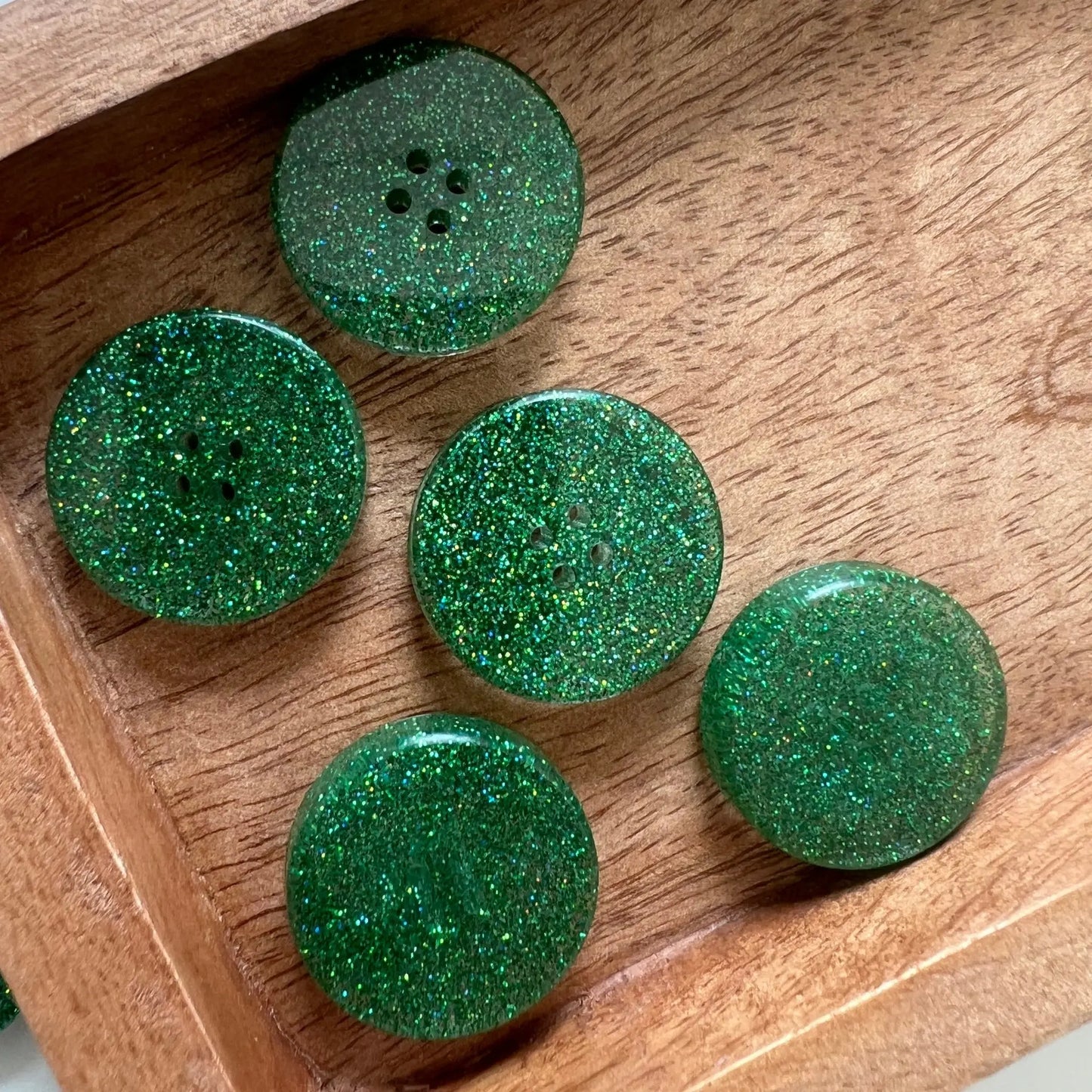 håndlavede glimmer knapper. håndlavede glitter knapper grøn