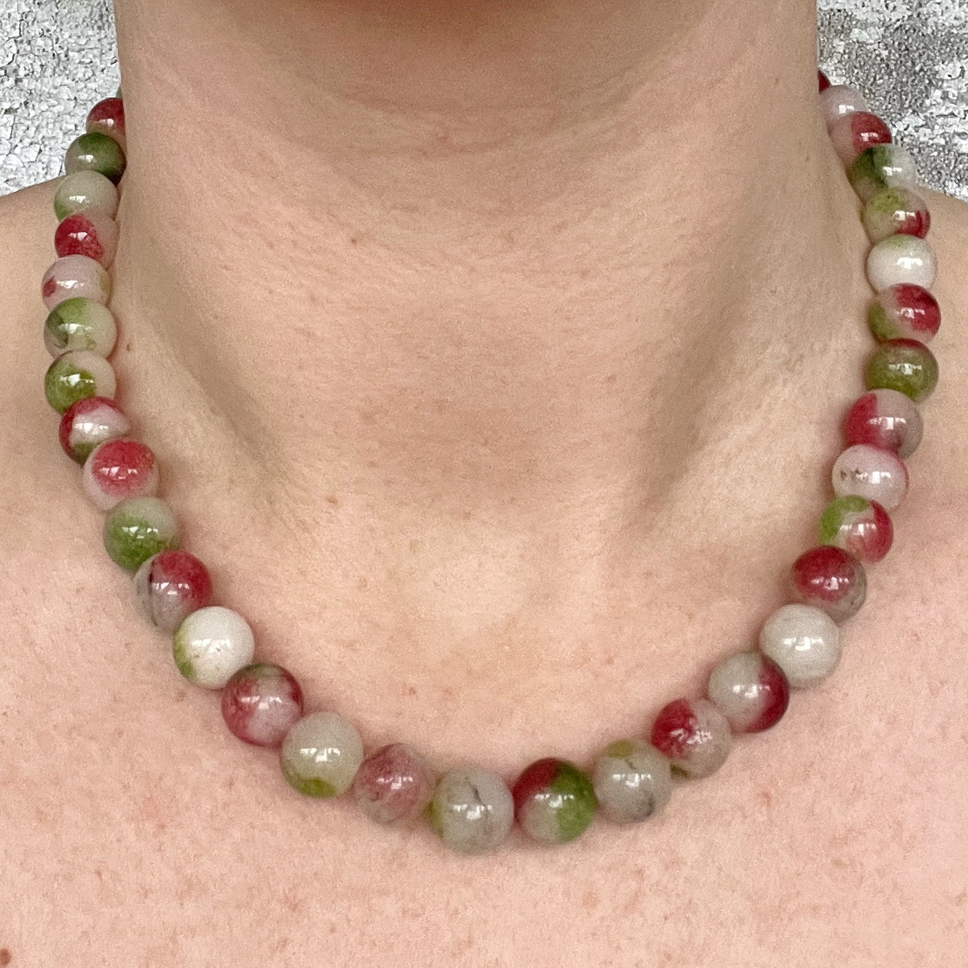 Håndlavet krystal halskæde med vandmelon turmalin perler.