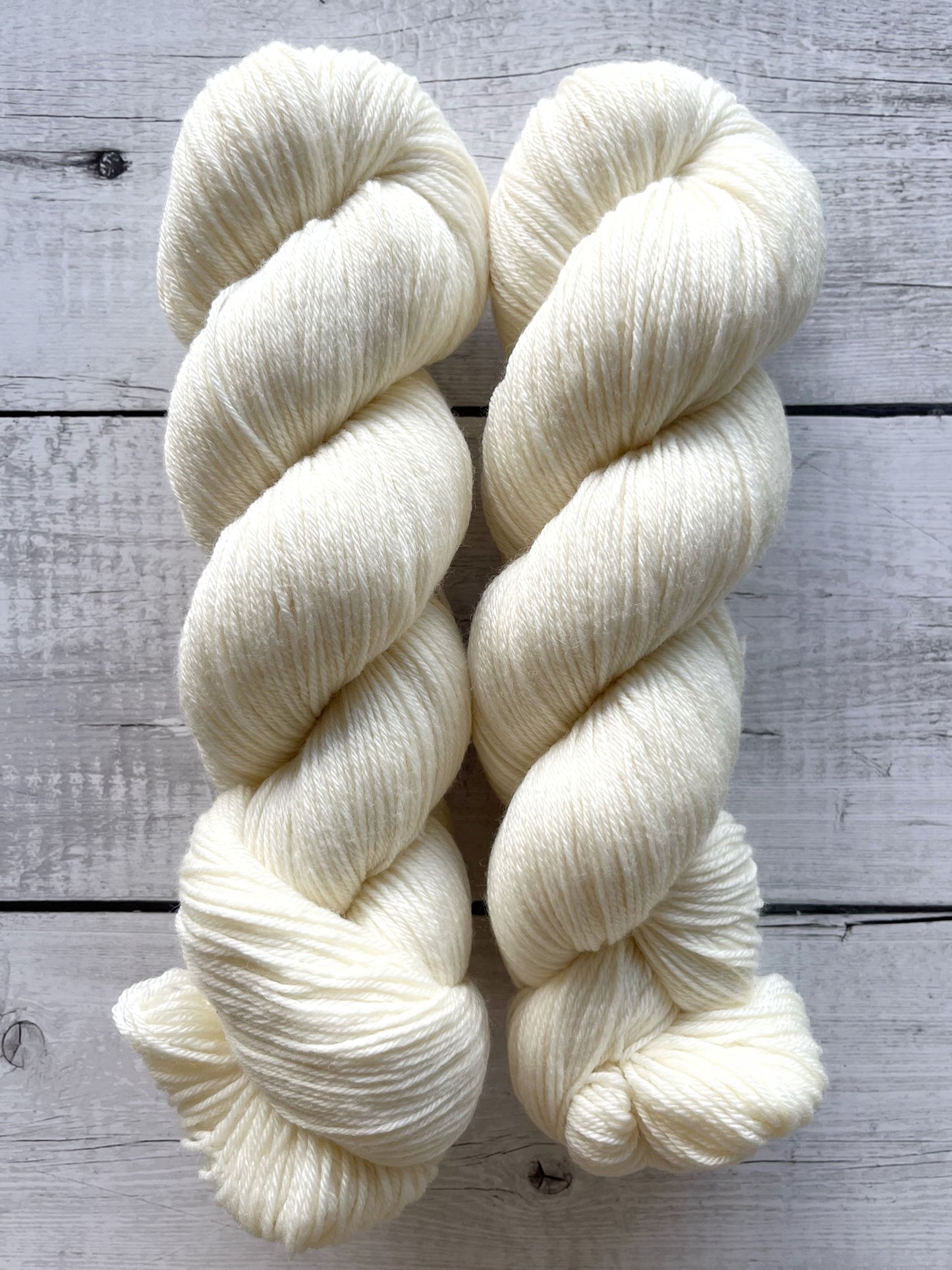 Farv dit eget garn med Ufarvet Garn, Merino Bamboo