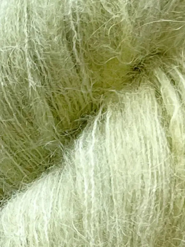 Suri Alpaca Silk, Pistachio M-L Sjøgren Håndfarvet Garn