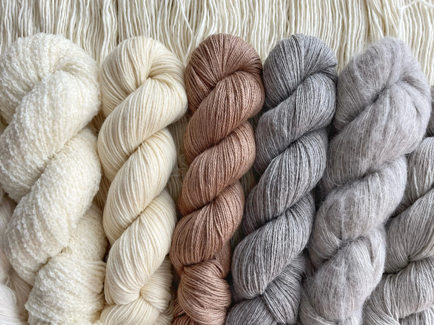 UFARVET-GARN M-L Sjøgren