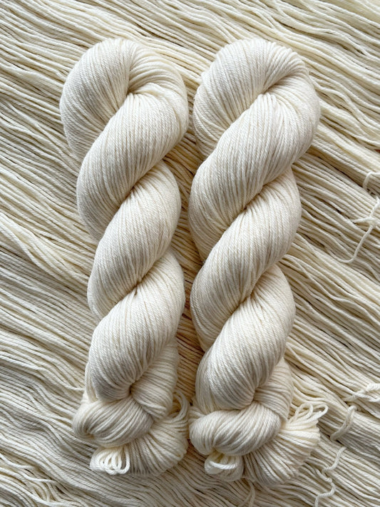 Ufarvet Garn, Bluefaced Leicester M-L Sjøgren