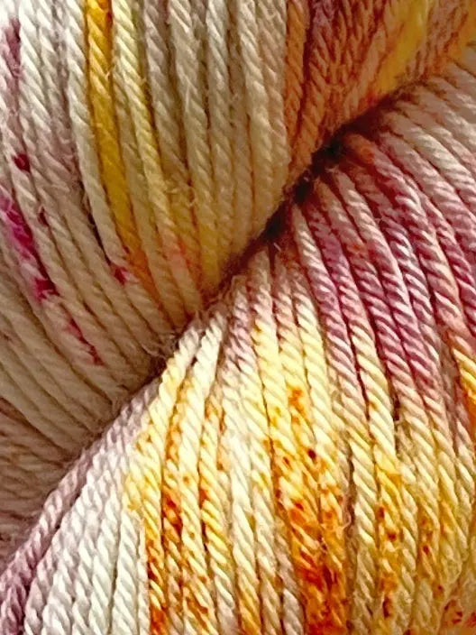 Bluefaced Leicester, Pink Sunset M-L Sjøgren Håndfarvet Garn