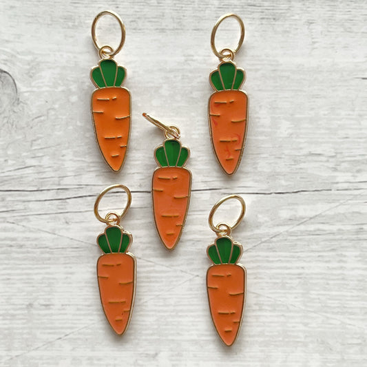 Strikkemarkør som praktisk strikketilbehør. Marker omgangsstart, ind- og udtagninger og mønstre. Passer til pinde op til 8 mm. Ring 12 mm.