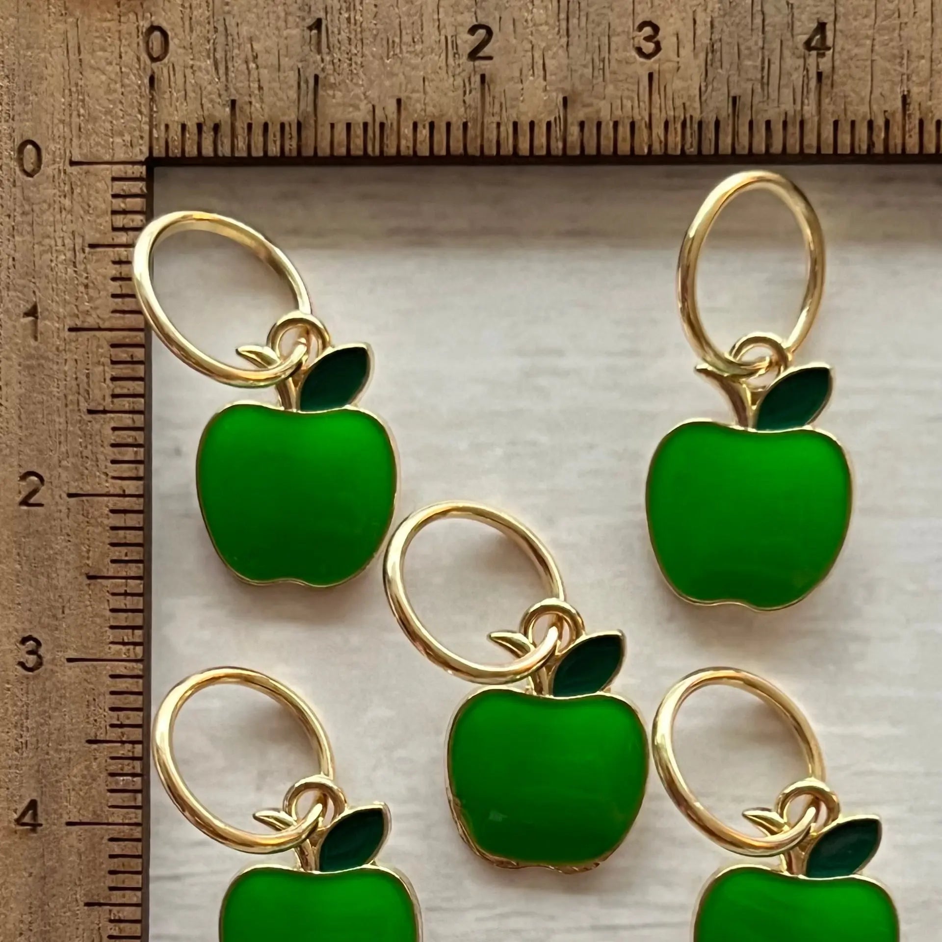 Grøn Æble Strikkemarkør M-L Sjøgren