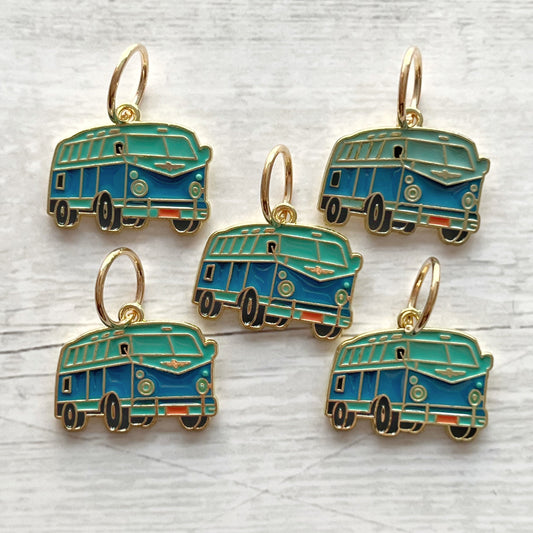 Strikkemarkør som praktisk strikketilbehør. Marker omgangsstart, ind- og udtagninger og mønstre. Passer til pinde op til 8 mm. Ring 12 mm.