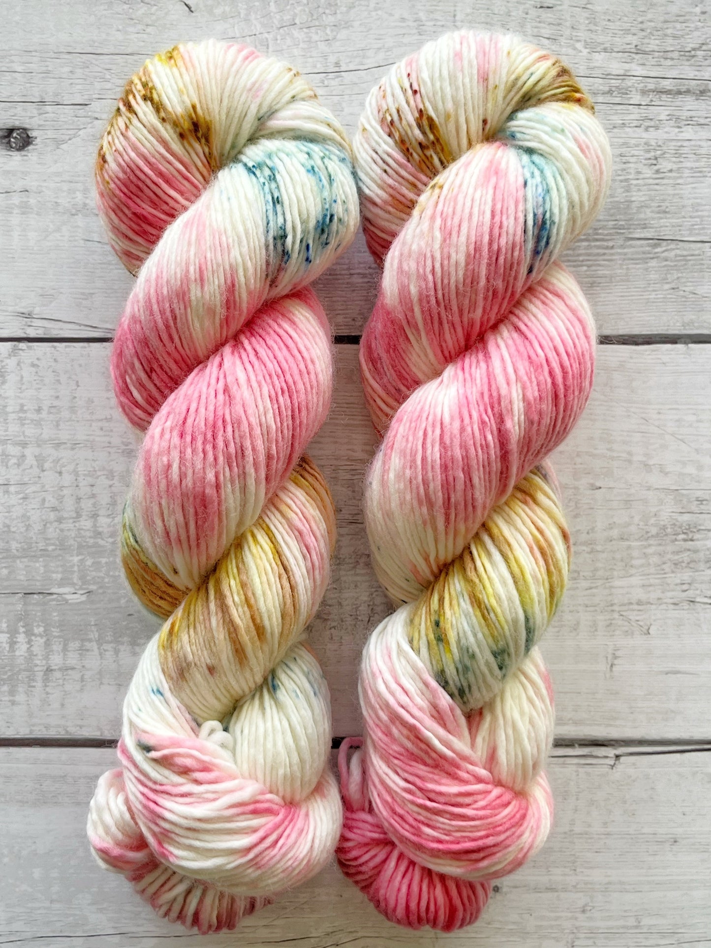 Single Merino DK, Flamingo Lagoon M-L Sjøgren Håndfarvet Garn