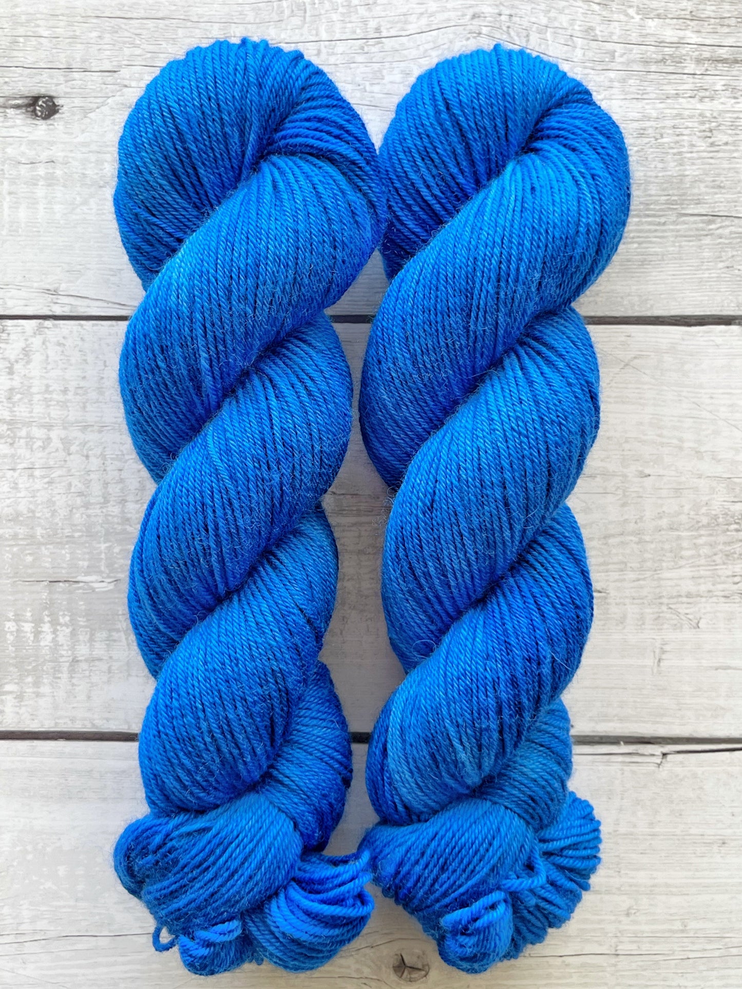 Bluefaced Leicester, Royal Blue M-L Sjøgren Håndfarvet Garn