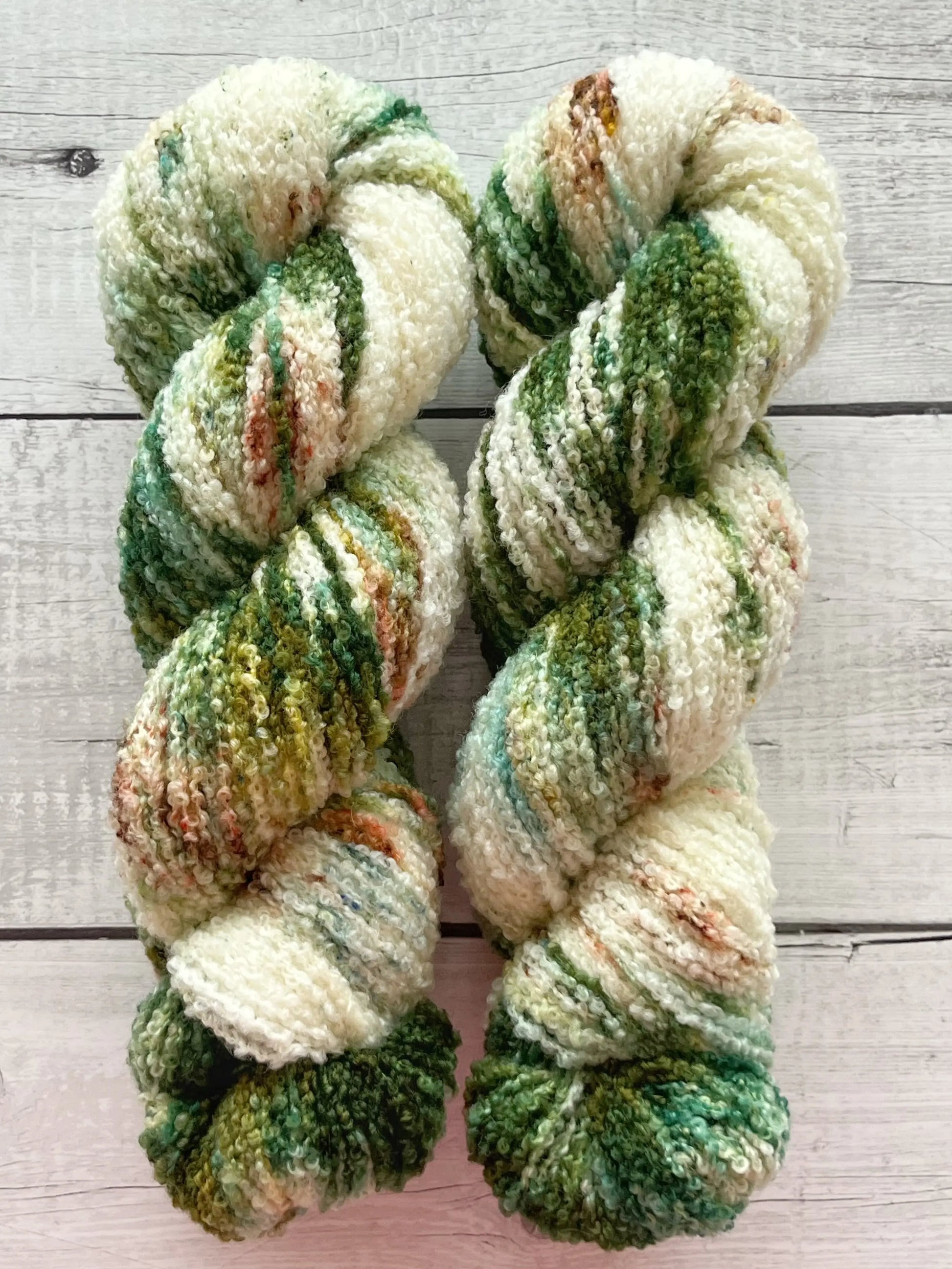 Merino Bouclé, Camouflage M-L Sjøgren Håndfarvet Garn