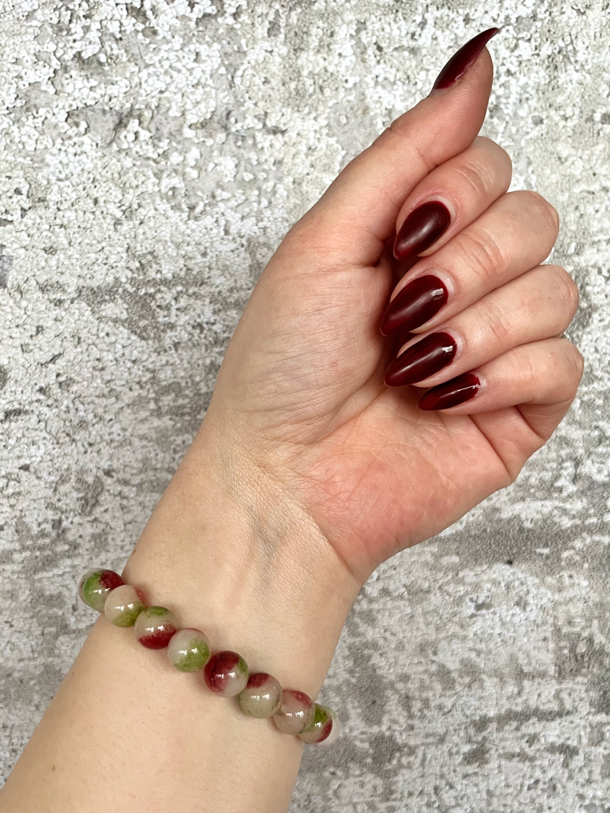 Håndlavet krystal armbånd med vandmelon turmalin perler.