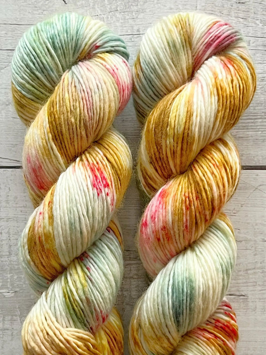 Håndfarvet garn Single Merino DK, Honey Blossom