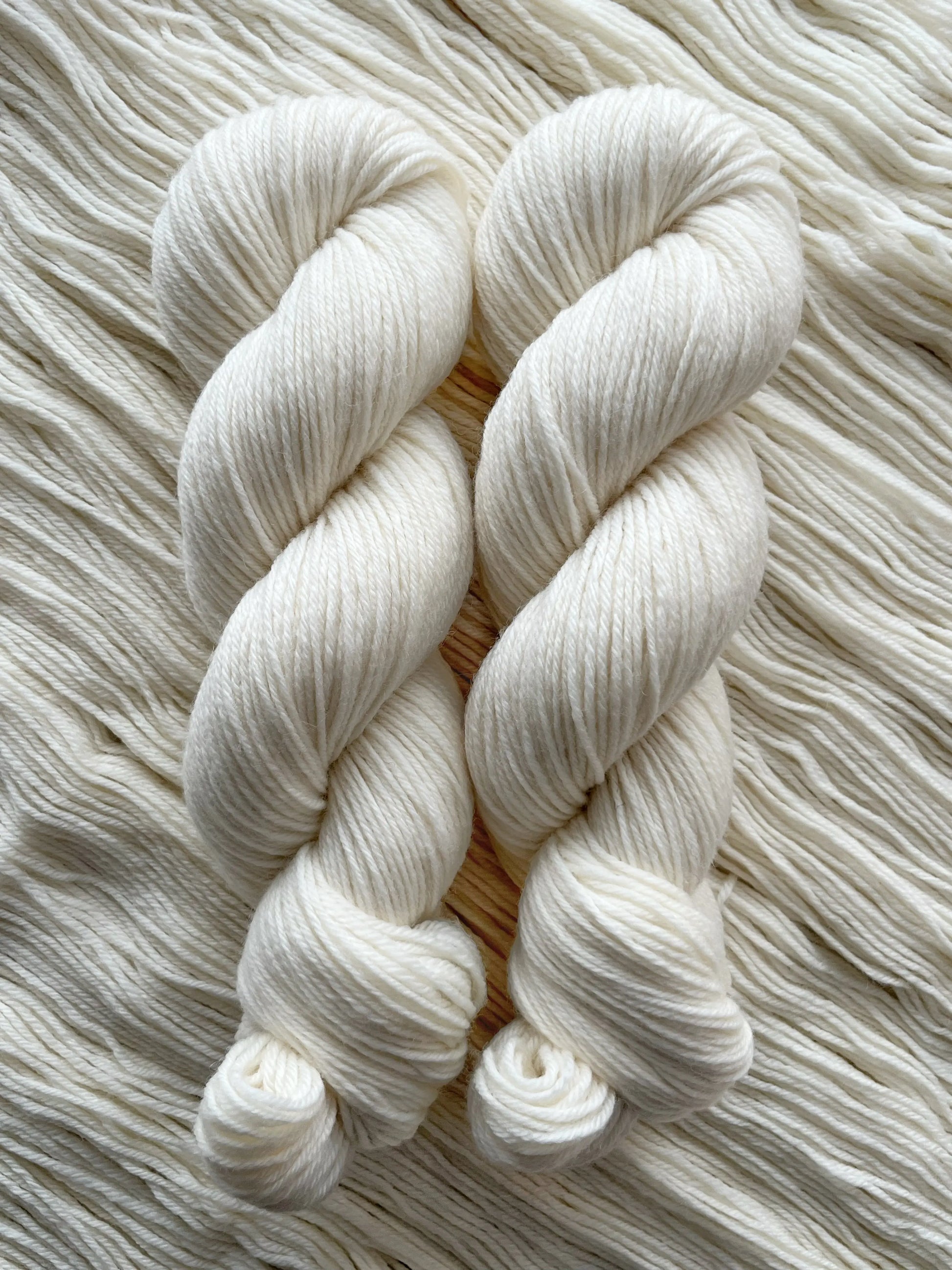 Ufarvet Garn, Peruvian Highland