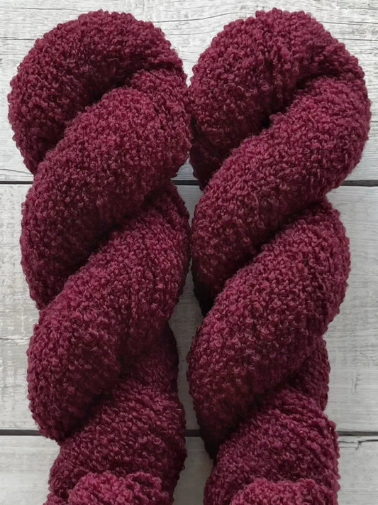 Merino Bouclé, Deep Berry M-L Sjøgren Håndfarvet Garn