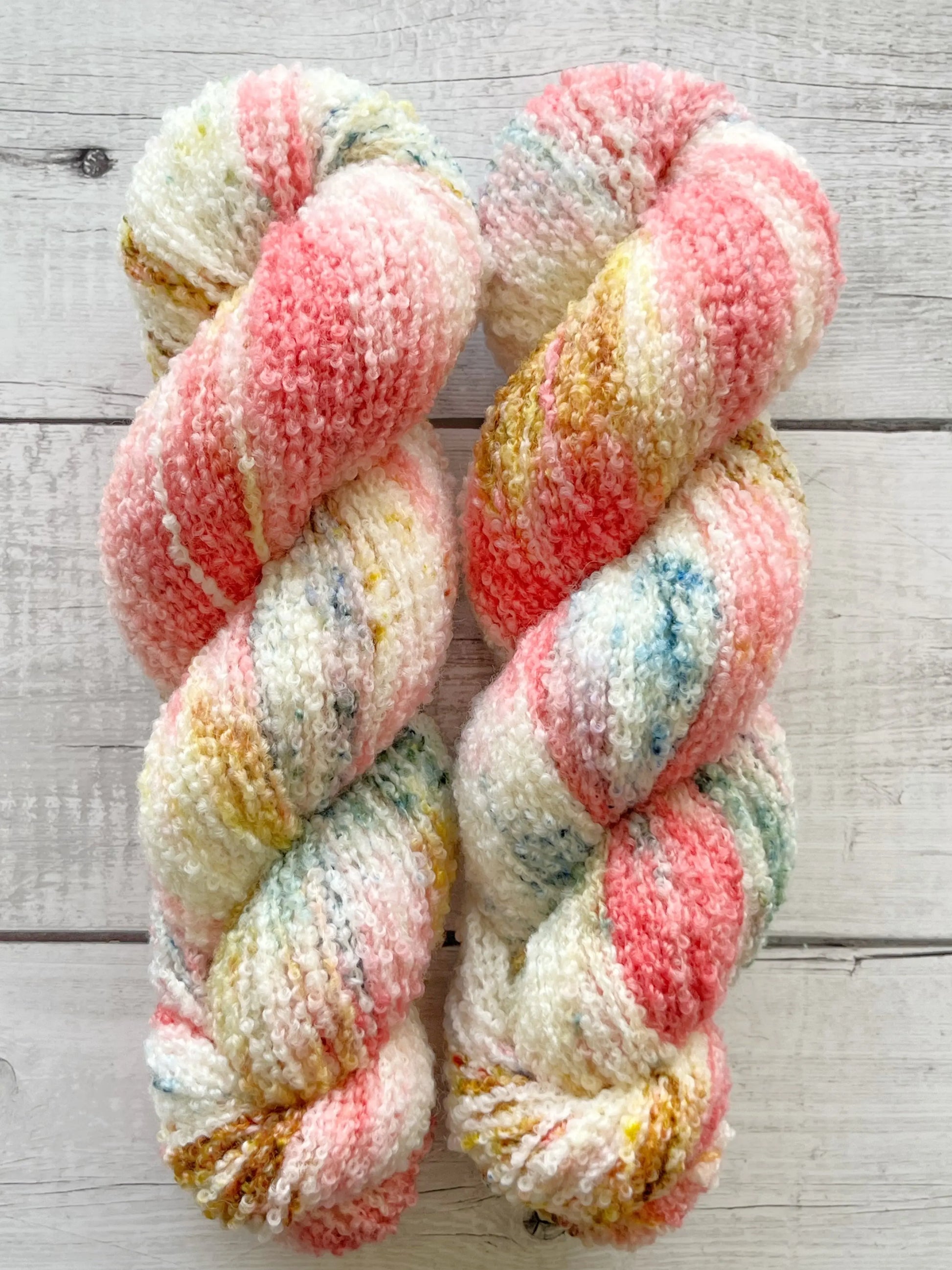 Merino Bouclé, Flamingo Lagoon M-L Sjøgren Håndfarvet Garn