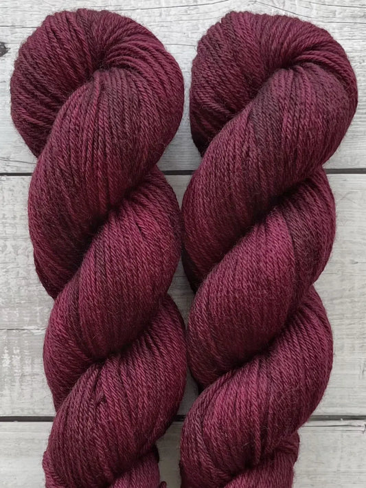 Peruvian Highland, Deep Berry M-L Sjøgren Håndfarvet Garn