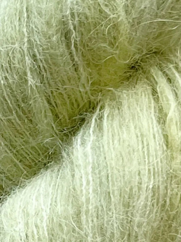 Suri Alpaca Silk, Pistachio M-L Sjøgren Håndfarvet Garn