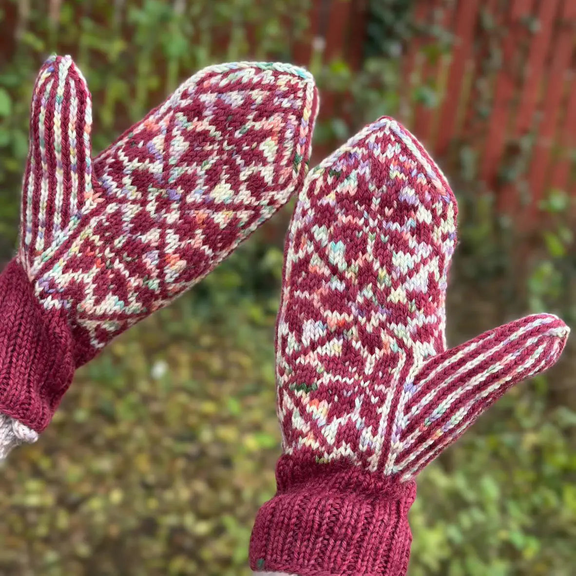 Strikkekit - Nora Mittens af Knitlidt M-L Sjøgren